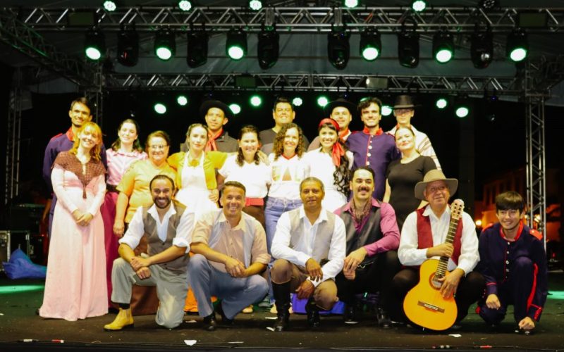 Peça de teatro resgata a coragem e a memória dos heróis da Lapa em emocionante espetáculo.