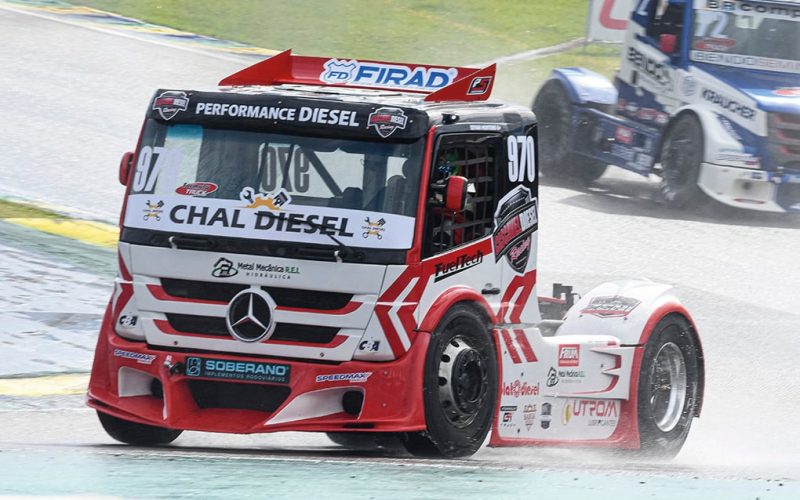 Edivan corre atrás da vitória na Fórmula Truck