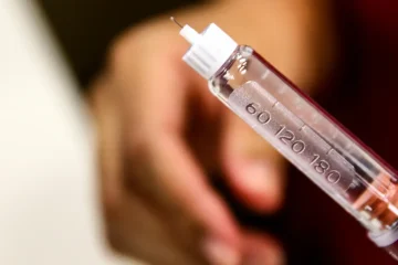 Anvisa libera Ozivy, a primeira semaglutida sintética similar ao Ozempic no Brasil