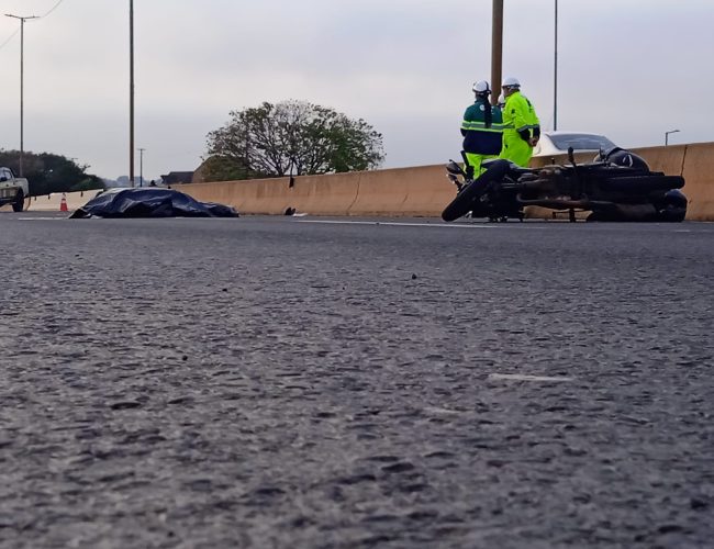 Colisão entre caminhão e motocicleta resulta em fatalidade na PRC-467