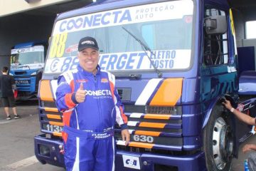 Cleber Fonseca frustrado com quebra da capa seca do Scania