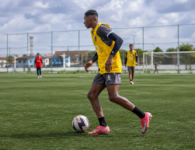 Da várzea de Piracicaba ao futebol profissional: Daniel assina contrato de dois anos com o Clube do Remo